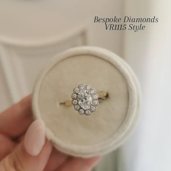 Bespoke Oval Milgrain Halo 💎VR1115 StyleLab Diamonds total 1.33ctSet in 18ct Gold€3,060Handmad