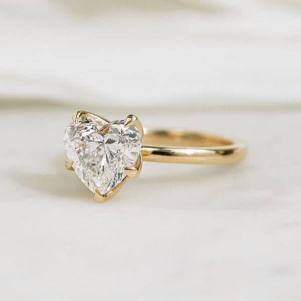 Happy New Year! 🎉💖May this year be filled with love, sparkle, and moments that make your heart (1)