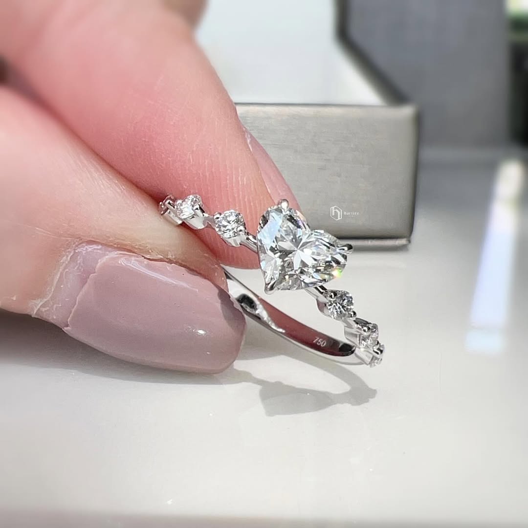 Heart Distance Diamond Solitaire Ring ••🤍••แหวนเพชรชูทรงตัวเรือนที่วางเพชรห่างนิดๆกำลังดี ใส่น่