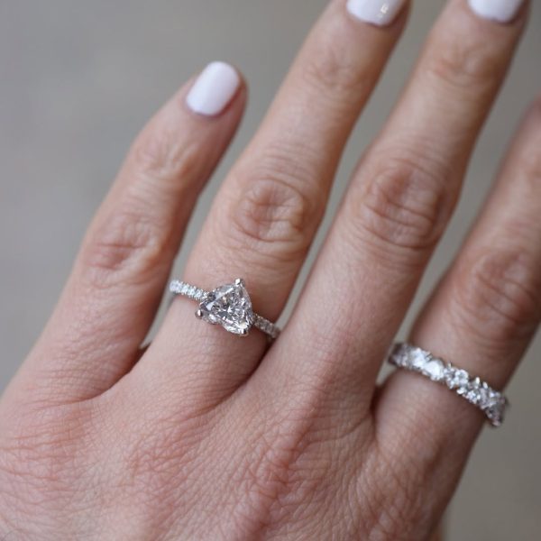 Heart shape diamond ring.2 carat H SI2 Heart shape GIA certified centre diamond with 0.16ct diam (1)