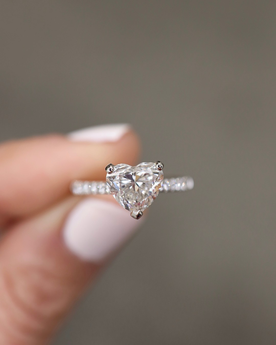 Heart shape diamond ring.2 carat H SI2 Heart shape GIA certified centre diamond with 0.16ct diam