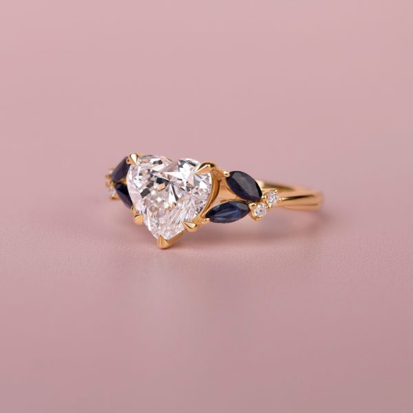 Remind her of your love this Christmas with a stunning custom heart ring made just for her 💖 T (1)