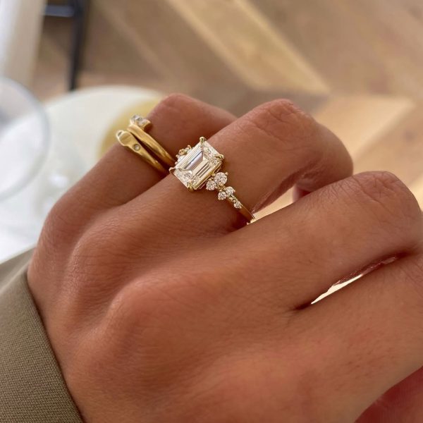 Reminder for our clients outside Australia & New Zealand, our Christmas express order cut off is (1)