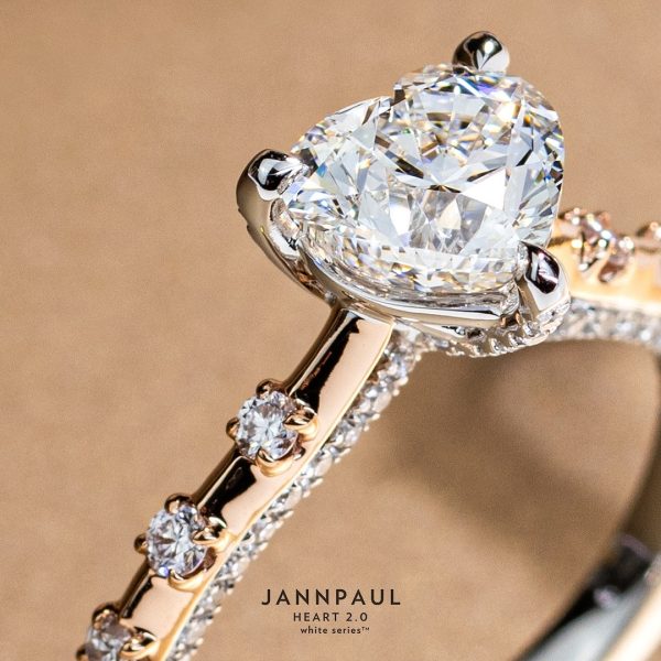 The Heart 2.0 White Series combines the elements of bold white brilliance and extreme fire. Full (1)