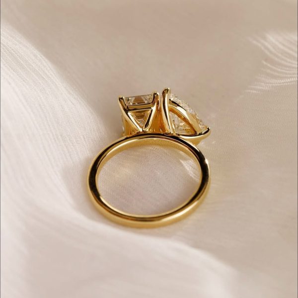 ✨ The Toi et Moi Ring A Symbol of Connection ✨The Toi et Moi (French for “You and Me”) ring is (3)